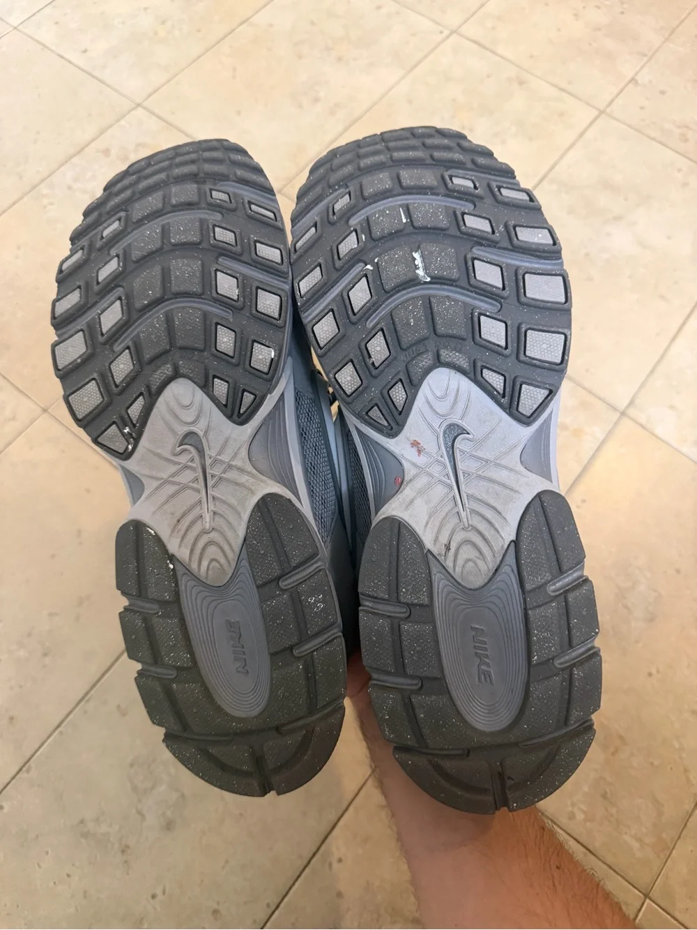 Nike shoes men